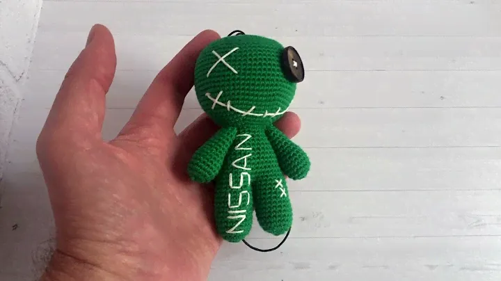 Хранитель Nissan подвеска на зеркало авто или рюкзак